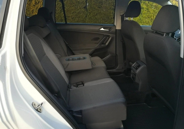 Volkswagen Tiguan Allspace cena 104800 przebieg: 24972, rok produkcji 2020 z Tarnów małe 379